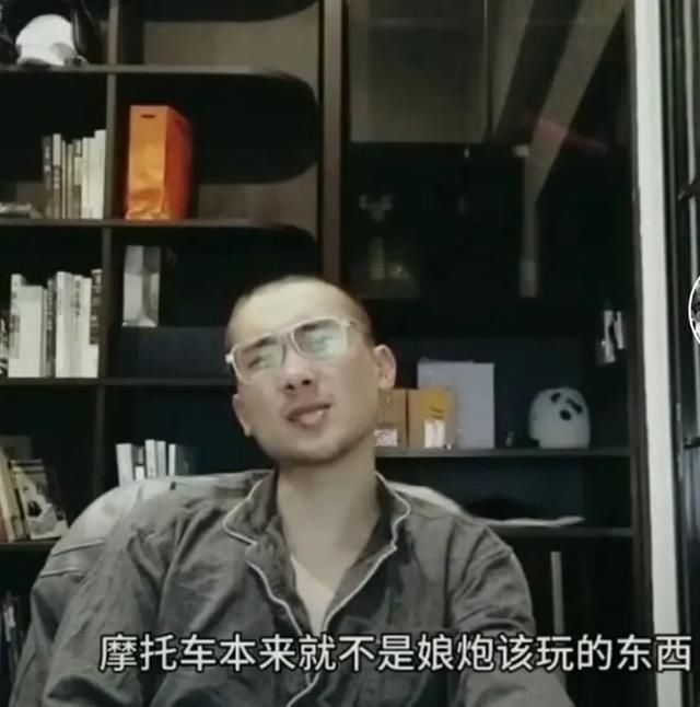  助理|车手直播爆料：王一博助理为夺冠投诉其他车手，苦练三个月是谎言