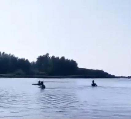 身亡|痛心!考生高考后游泳溺水,姨父为救他身亡