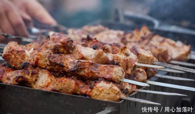 喝酒|喝酒必备的6种“下酒菜”,尤其第6个,一盘能喝一斤酒