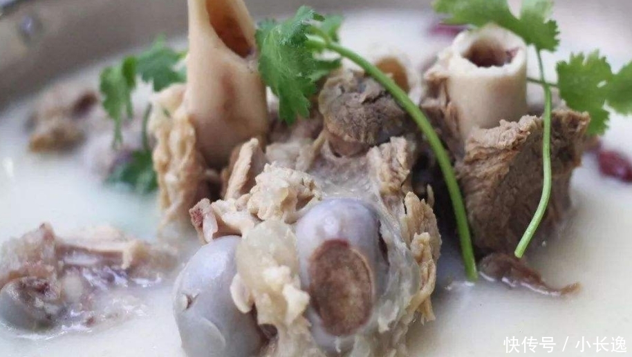 味道|骨头汤里的“浮沫”,是营养还是脏东西?我总搞错,难怪汤没味道