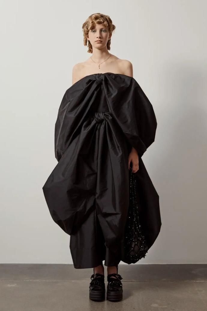 宫廷|老阿姨的少女心!Simone Rocha2021春夏系列发布(巴洛克宫廷复古)