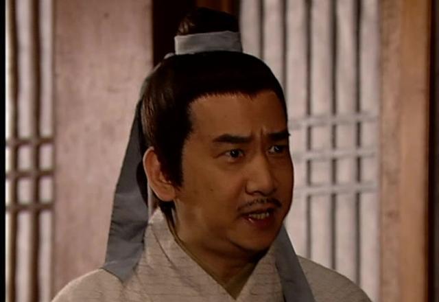  亲自|公元前205年正月，霸王亲自带领大军打到齐国