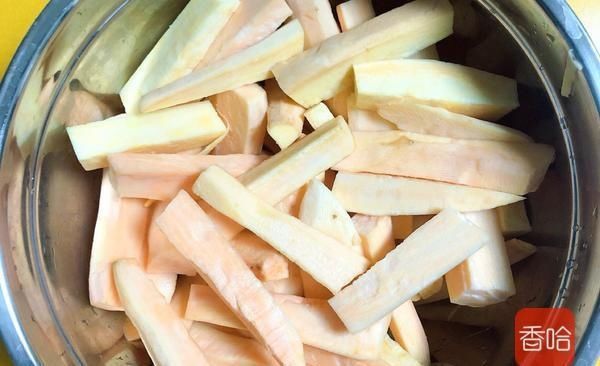 做法|红薯别只用来熬粥,试试这种做法,清甜酥脆饱腹减脂