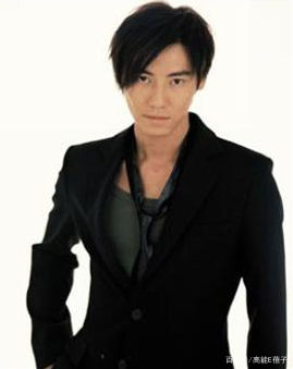  对抗|和萧正楠组团对抗余文乐？猛男落泪的Kenn老师有故事！