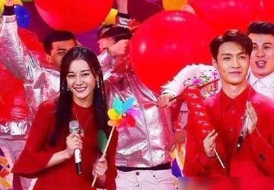  走过|春晚已走过30年，歌手一直坚持假唱，这是为什么？