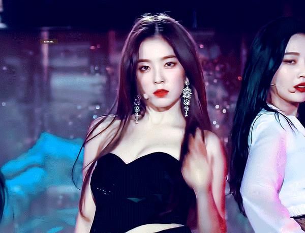 胎毛刘海|你是什么脸型就剪什么刘海，这5款刘海太显脸小了，堪比换头！