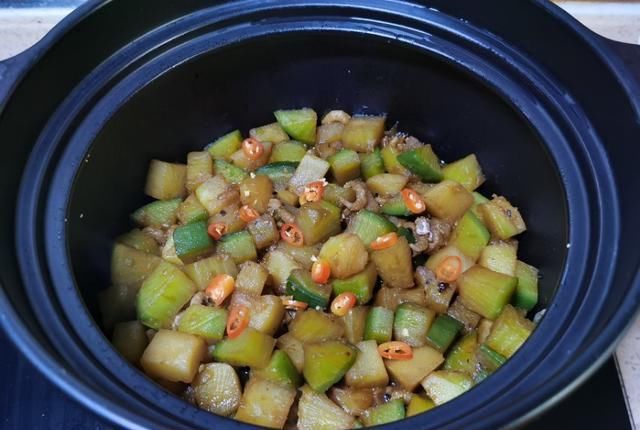 作用|秋吃萝卜赛人参,这做法一定要试试,简单一焖出锅比肉还香