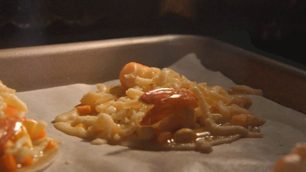 披萨|饺子皮竟有这样的吃法？一张一个披萨