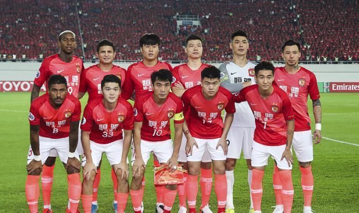  恒大|恒大首发阵容最大悬念揭开，曾困扰卡帅多时，如今终于迎刃而解