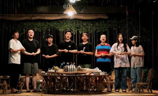  后一期|《向往4》也到了尾声，黄磊又把张艺兴揪出，疯狂吐槽毫无顾忌