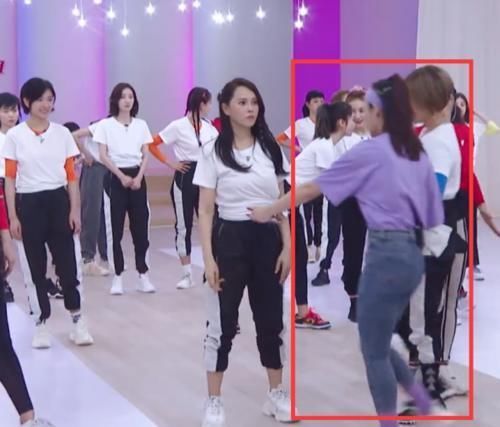  冷脸|《乘风破浪的姐姐》首次集训宁静被关照，伊能静全程冷脸，万茜厉害了