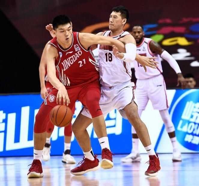  杜锋|杜锋懒得总结比赛，队员的态度让他不满，自信内线没易建联也挺好