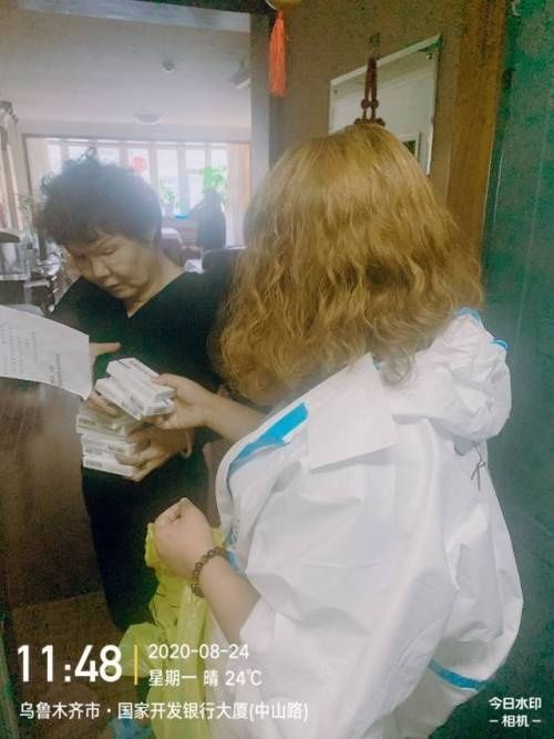 不容|来之不易 不容忘记