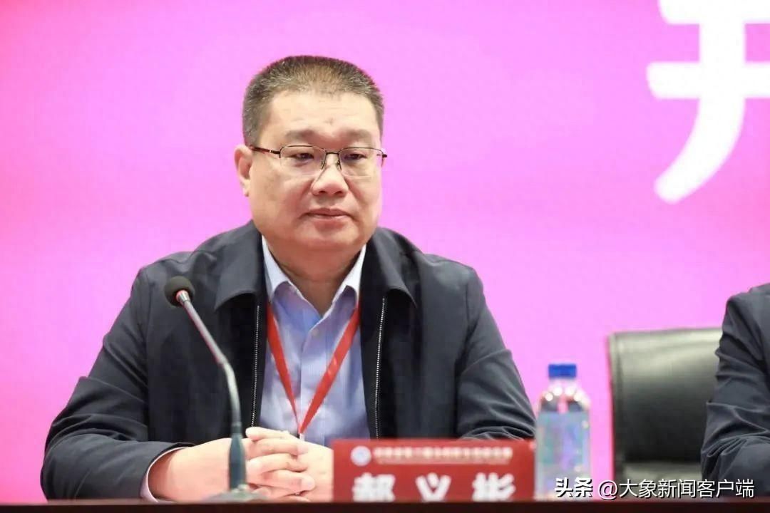 大象早报｜郝义彬任河南省人民医院院长；中国军舰现身中东？