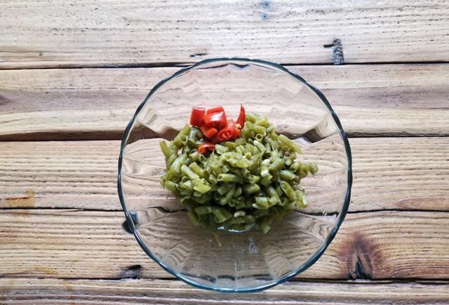 开胃|肉沫酸豆角是真正的米饭杀手,一次吃1斤都不够,酸爽开胃又下饭