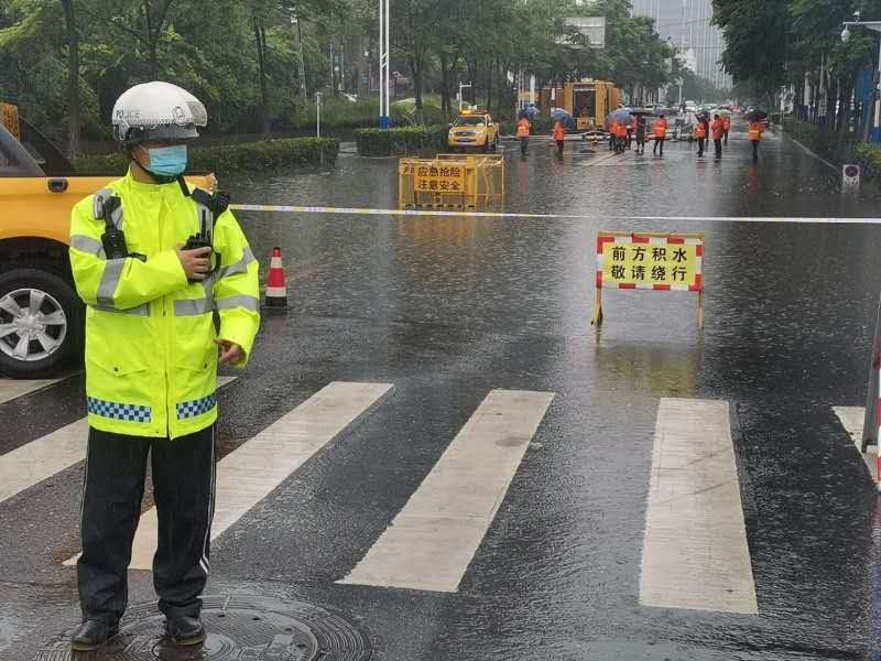 合肥市|合肥发布第9号汛情通告，一河堤发生渗漏，市区积水路段有7处