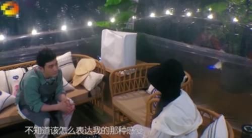  太小|赵丽颖被骂用筷子扒拉菜，张亮暖心发声：因为我们后厨切的太小了