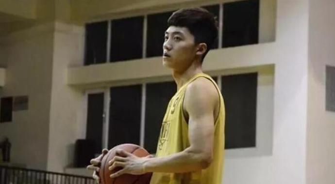 旧主|广东弃将战旧主砍生涯新高,一年辗转四个联赛,滑板少年坚守梦想