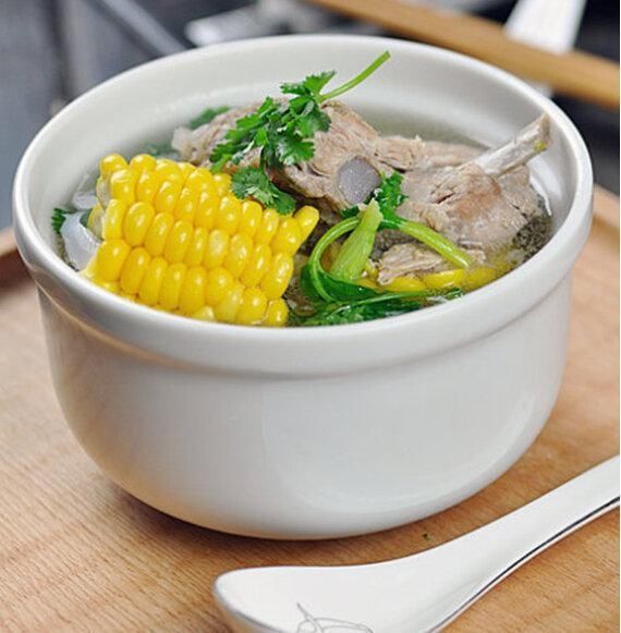  烧肉|精选食谱：玉米排骨汤，燃面，胡萝卜烧肉的做法