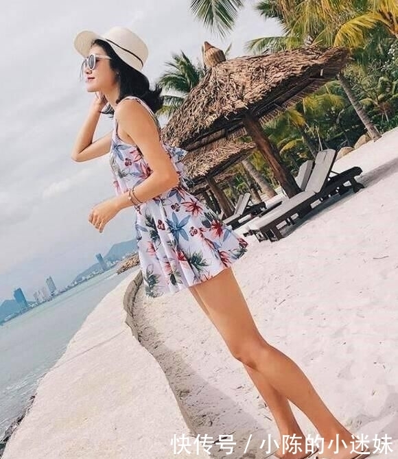  回头率|成熟韵味的泳衣美女，精致搭配，回头率特别高！