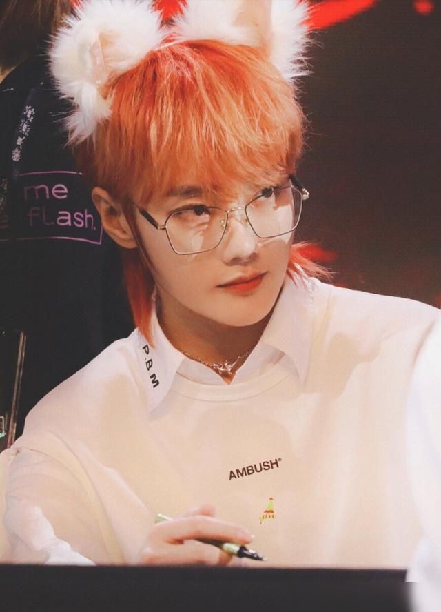  极大|R1SE对标硬糖少女303，观众评价差距极大，团魂情谊VS火药味十足