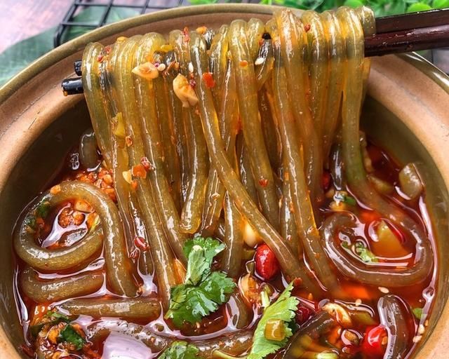  教程|想吃正宗酸辣粉只能点外卖？这个教程学起来！家庭版酸辣粉