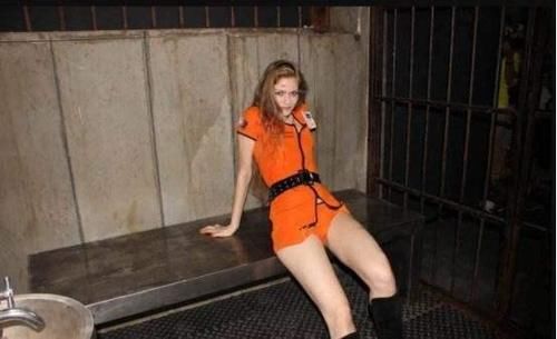 狱警|女子监狱没有男犯人，为何每年都会有人怀孕，离职狱警说出实情