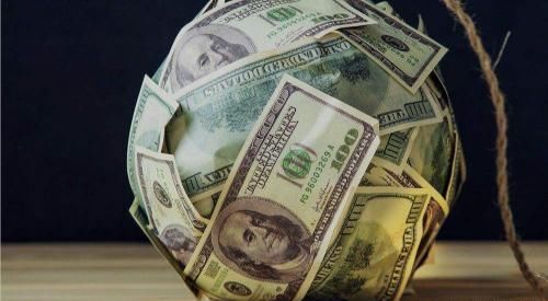 中国|中国经济形势大好,美国却可能衰退,中国将要赶超美国了吗?