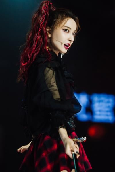  回应|吴昕发文回应浪姐淘汰：哭出不来赢不了，网友：老实人难走远？