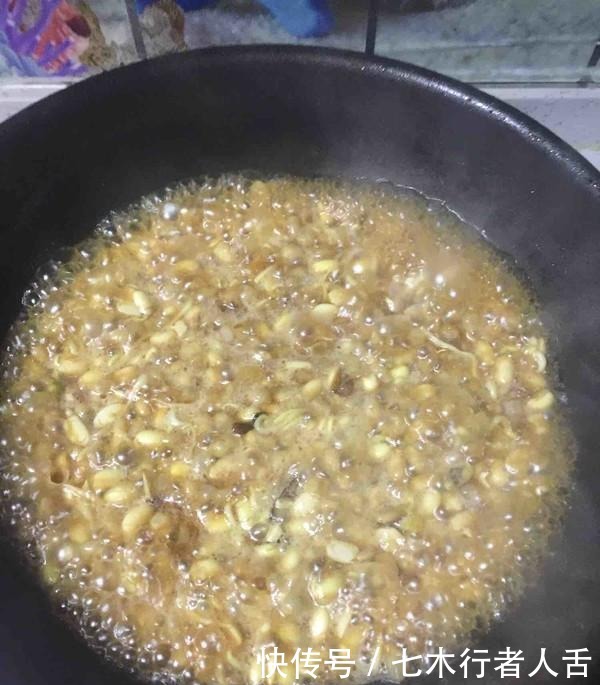 不易|白酒最怕的解药,不是浓茶?家家都有它却不注意,酒前吃不易醉