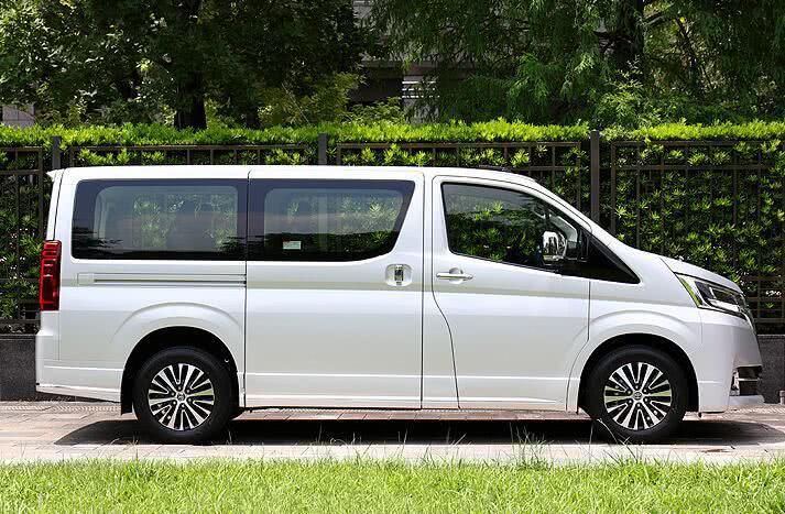  亲民版|亲民版“丰田埃尔法”曝光！猛降20万，配2.8T动力+四驱真霸气！