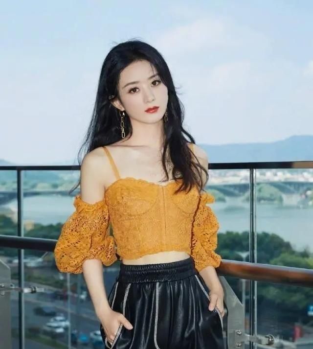  王一博和赵|赵丽颖也太能装了，导演组都看不下去了