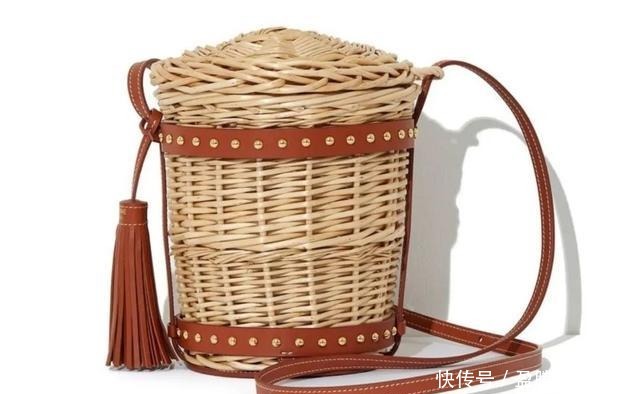 包包|日本杂志上的包包，为什么每一款都好想要！适合凹造型又很实用