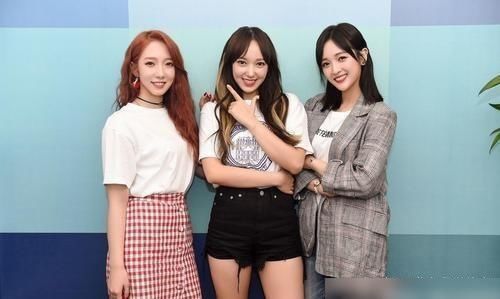  蔡徐坤|前十名中只有一位女歌手，排名中有水分吗？