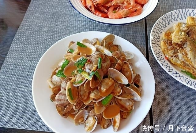 好吃|新春家宴10个菜，半小时左右就上桌，朋友夸老公倍有面子