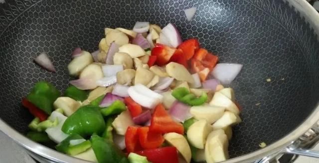  样食|这3样食材，搭一起真是绝配！消暑补血促消化，一口下肚营养下饭