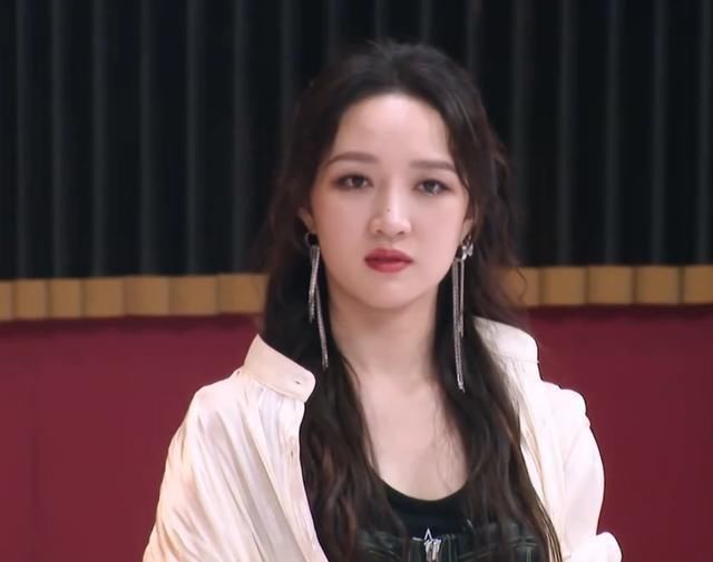  孟佳|孟佳被淘汰，金晨躲过一劫，只因她无法躲过这6道坑