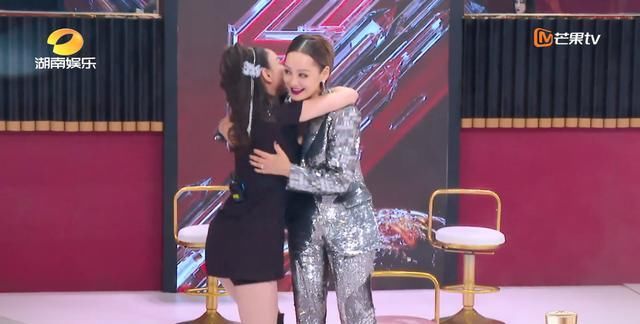  塑料|戳心：奔放洒脱的宁静，观众喜爱度排名第二，却遭遇塑料姐妹花