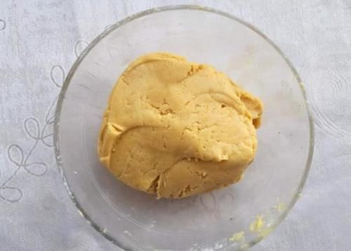 好吃|花生米里加上3个鸡蛋,没想到这么好吃,不用炸也不用煮!