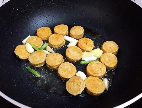  最该|孩子最该吃的不是排骨，而是它，隔天炒一盘，个头长得高，身体棒