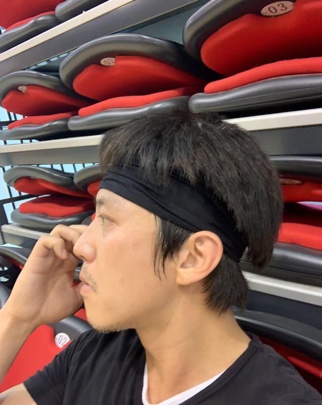  回来|邓超分享新综艺动态，配文这是什么综艺，感觉青春要回来了？