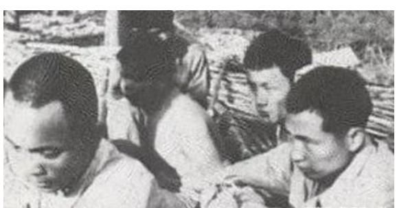 摸黑|中越战争，他带着全班晒太阳，越军发现后摸黑偷袭，结果后悔了