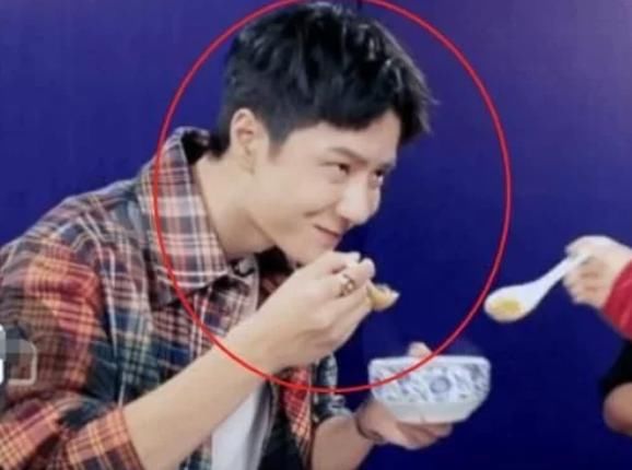  王一博|赵丽颖上《天天向上》炒cp？与王一博同吃一碗汤，男方表情引争议