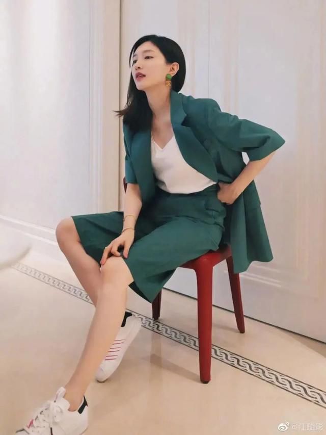  好看|H型身材的女生，要如何打扮，才能气质好看显腰细？