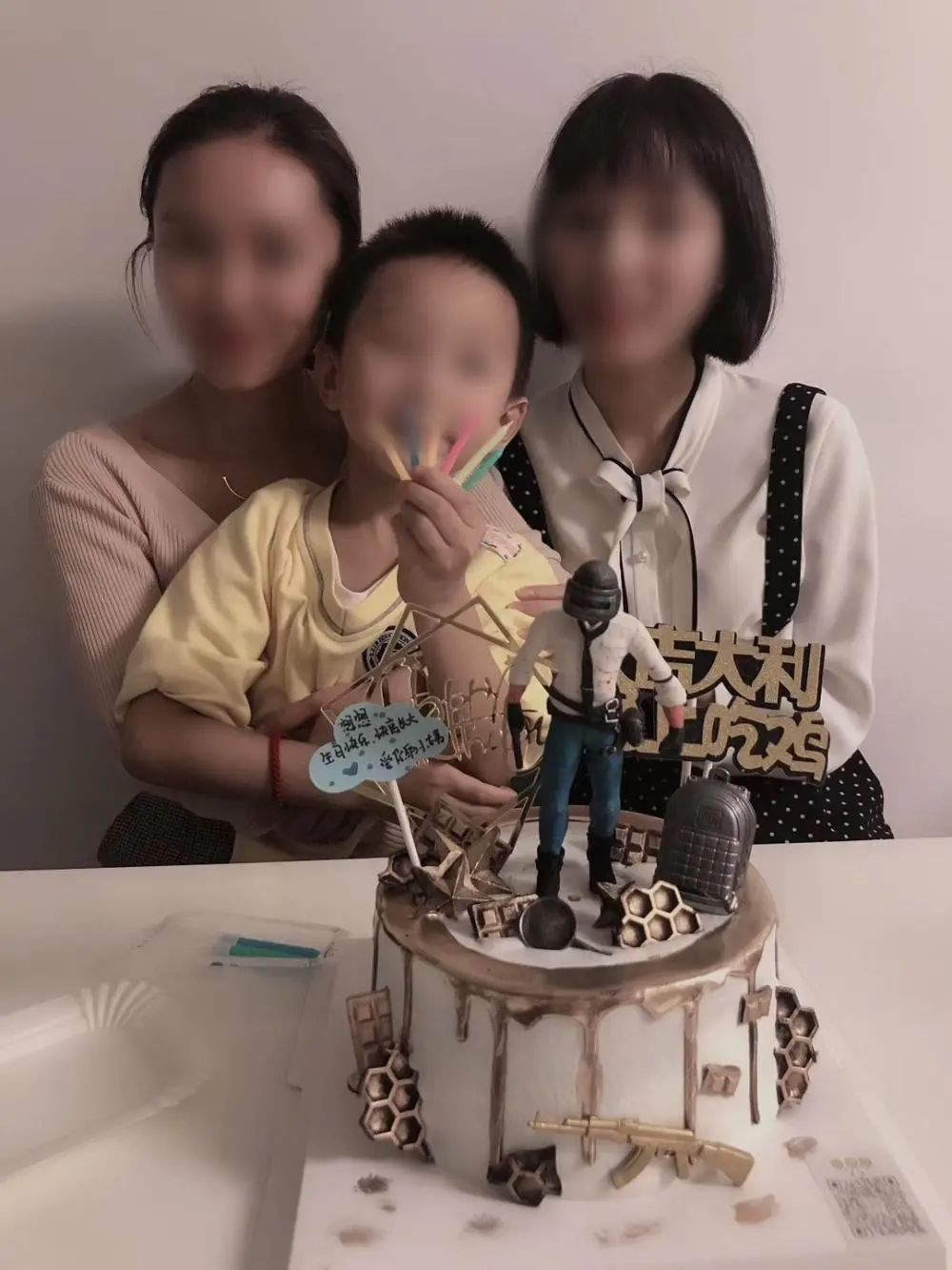 抚州|全家两死一重伤，江西抚州凶杀案受害者家属：“为什么偏偏是我们被恶魔选中？”