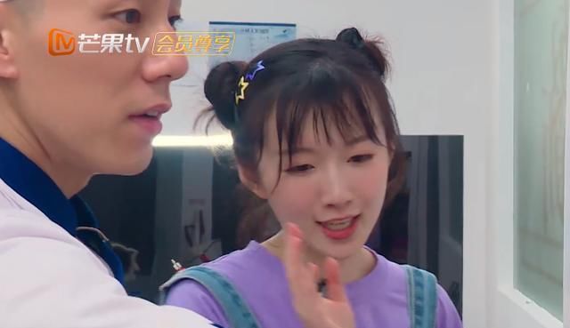  中餐厅|《中餐厅》微信群名曝光，五个字太霸气，李浩菲头像更引热议