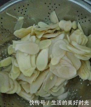 腌酸|夏天要排毒,教你用老方法制作腌酸姜,一个星期就能吃