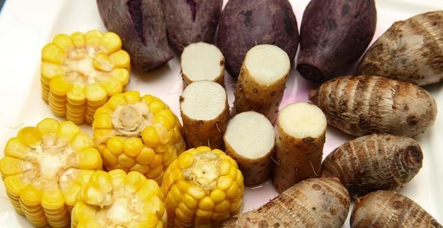  辟谣|晚上吃苹果会伤胃？专家辟谣：别弄错了！这2种食物才不宜晚上吃