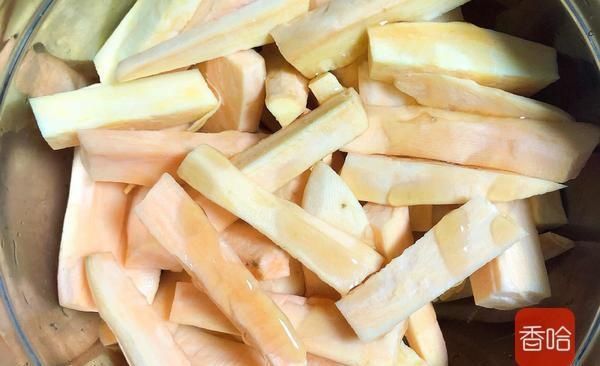 做法|红薯别只用来熬粥,试试这种做法,清甜酥脆饱腹减脂