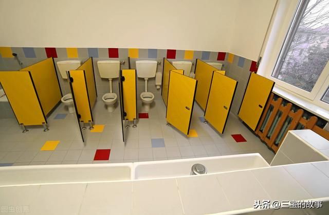 幼儿园|3岁孩子去幼儿园4天,老师给家长放狠话:不想再管你家闺女